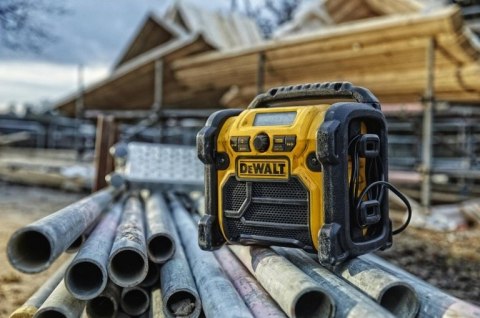 RADIO BUDOWLANE XR LI-ION DAB/FM 18V 0*AH DEWALT RADIO BUDOWLANE XR LI-ION DAB/FM 18V 0*AH DEWALT