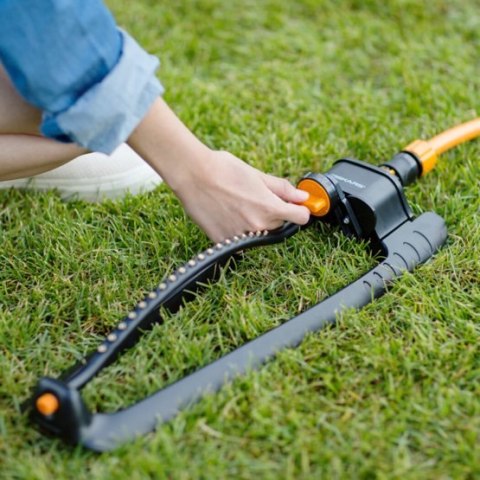 ZRASZACZ WAHADŁOWY, METALOWA PODSTAWA FISKARS ZRASZACZ WAHADŁOWY, METALOWA PODSTAWA FISKARS