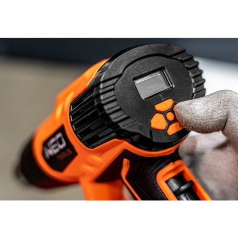 OPALARKA 2000W,ZAKRES TEM. 50-600OC,2 BIEGI, WALIZKA NEO OPALARKA 2000W,ZAKRES TEM. 50-600OC,2 BIEGI, WALIZKA NEO