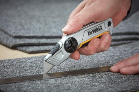 NÓŻ UNIWERSALNY Z OSTRZEM STAŁYM DEWALT NÓŻ UNIWERSALNY Z OSTRZEM STAŁYM DEWALT