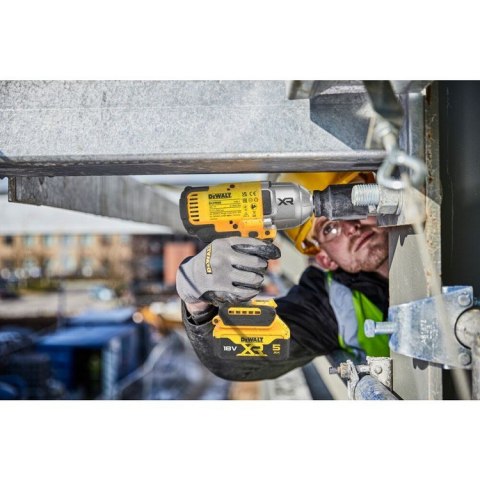 AKUMULATOROWY KLUCZ UDAROWY 1/2'' XR 18V 0*AH 1355 NM DEWALT AKUMULATOROWY KLUCZ UDAROWY 1/2'' XR 18V 0*AH 1355 NM DEWALT