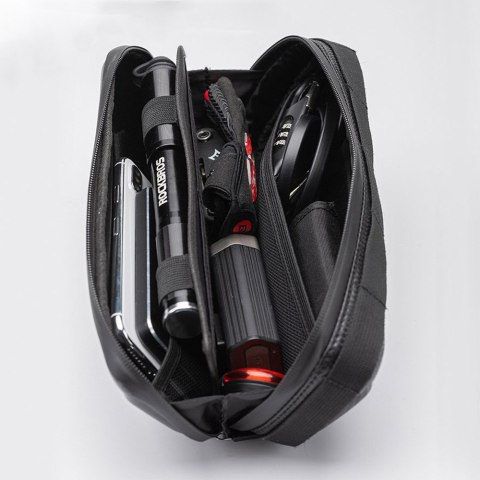 Twarda torba rowerowa wodoodporna mocowana pod ramę 1.5L czarna Twarda torba rowerowa wodoodporna mocowana pod ramę 1.5L czarna