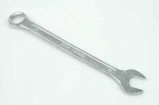 KLUCZ PŁASKO - OCZKOWY 17MM TOYA