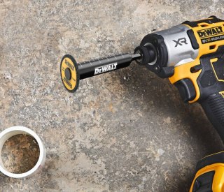 PRZTSRAWKA UDAROWA Z TARCZA DIAMENTOWĄ DEWALT