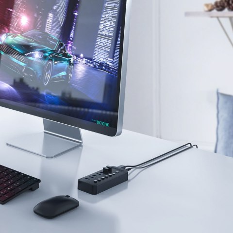 Hub CT2U3-13AB z włącznikami 13x USB-A - czarny Hub CT2U3-13AB z włącznikami 13x USB-A - czarny