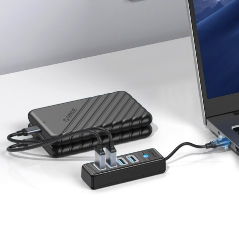 Hub rozdzielacz PWC2U-C3 USB-C - USB-A USB-C - czarny Hub rozdzielacz PWC2U-C3 USB-C - USB-A USB-C - czarny