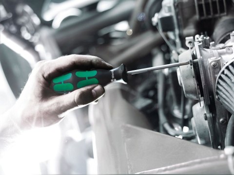 ZESTAW WKRĘTAKÓW KRAFTFORM LASERTIP + WIESZAK, 7 CZĘŚĆ WERA ZESTAW WKRĘTAKÓW KRAFTFORM LASERTIP + WIESZAK, 7 CZĘŚĆ WERA