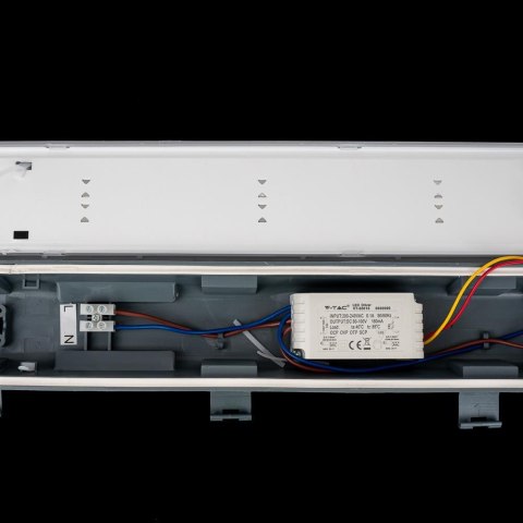 Oprawa Hermetyczna LED V-TAC SAMSUNG CHIP M-SERIES 18W 60cm 120Lm/W ML VT-60018 4000K 2160lm 3 Lata Gwarancji