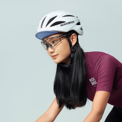 Czapka rowerowa kolarska z daszkiem pod kask - czerwona Czapka rowerowa kolarska z daszkiem pod kask - czerwona