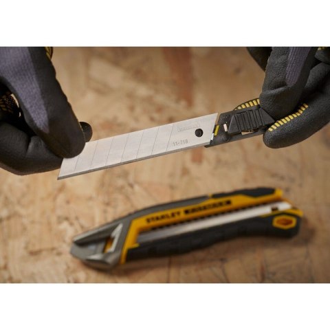 OSTRZA WYMIENNE FATMAX 18MM 50 SZT. STANLEY OSTRZA WYMIENNE FATMAX 18MM 50 SZT. STANLEY